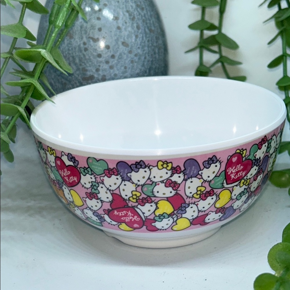 Hello Kitty Colorful Bowl